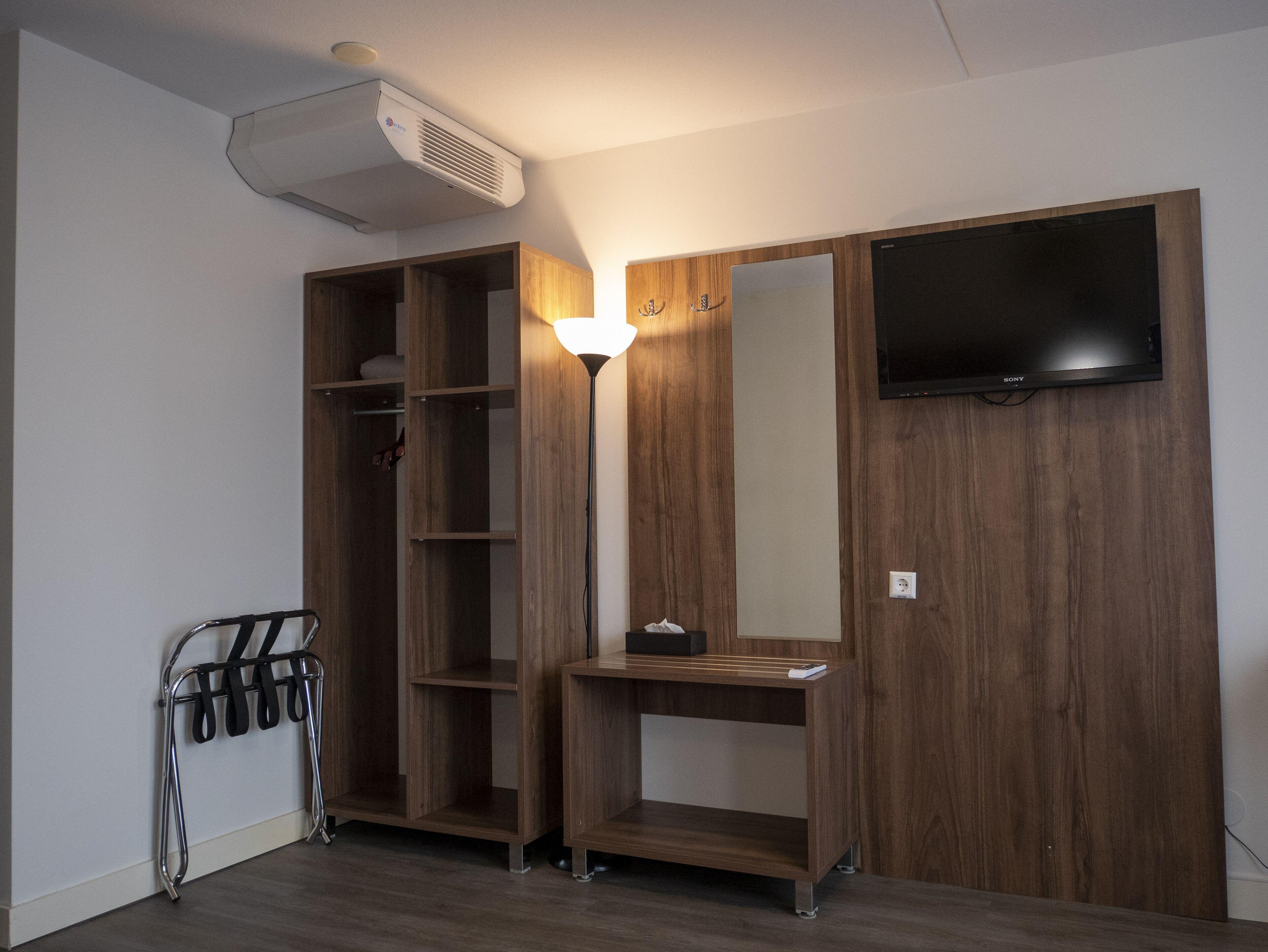 Hotel Hague Center 3*