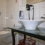 Hotel Hague Center 3*