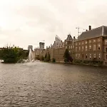Hotel Hague Center 3*